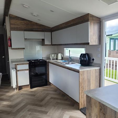 Q8 Ocean Edge Caravan Park เฮย์แชม ภายนอก รูปภาพ
