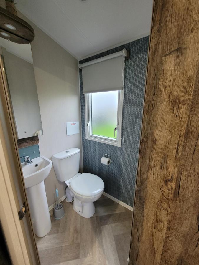 Q8 Ocean Edge Caravan Park เฮย์แชม ภายนอก รูปภาพ